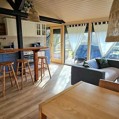 Landhaeuschen Welschneudorf Naturnah Esterno foto